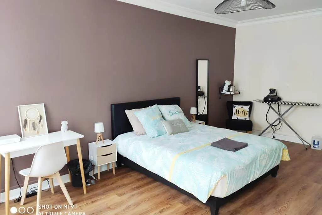 Apartment 157M2, 4 Chambres, 4 Salles De Bains, 2 Wc, 2 Parkings En Hypercentre Valence  France