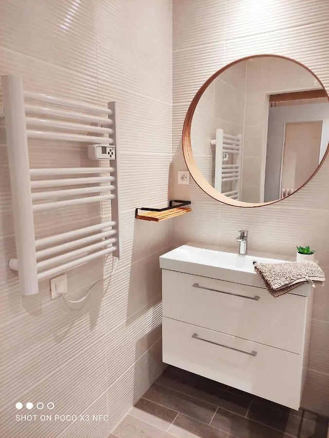 Apartment 157M2, 4 Chambres, 4 Salles De Bains, 2 Wc, 2 Parkings En Hypercentre Valence  France